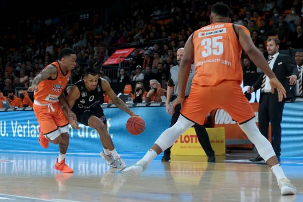 无论是在场 无论是在场