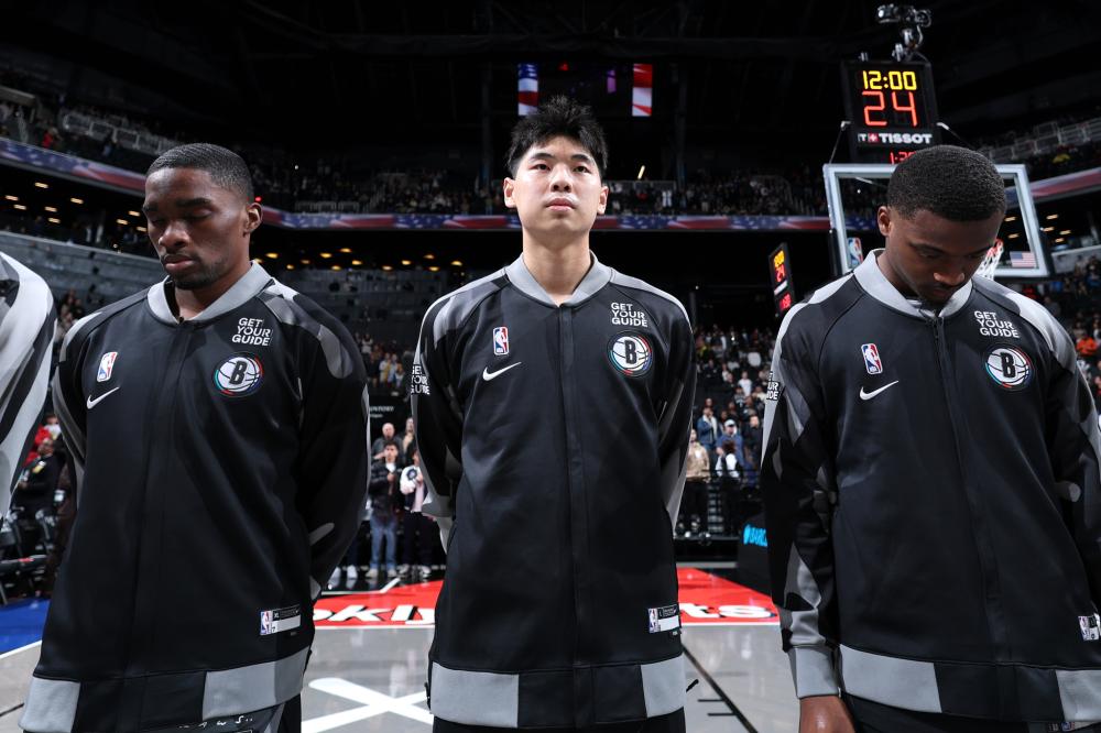 巩立姣以她 巩立姣以她