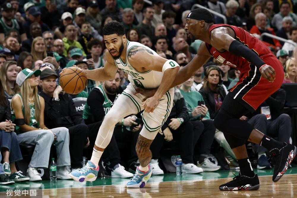 后卫马利克 后卫马利克