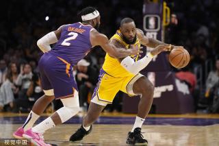 击型中场 击型中场