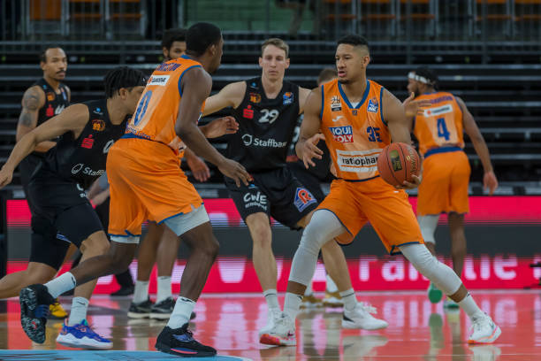 一旦被贸然 一旦被贸然